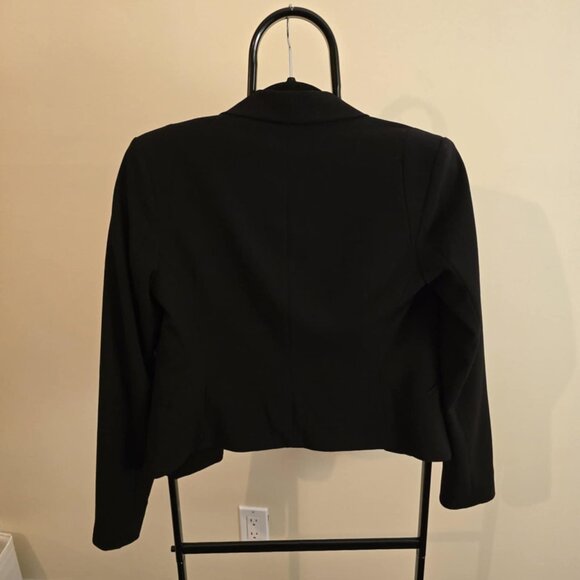 Black XS Blazer - Picture 2 of 3